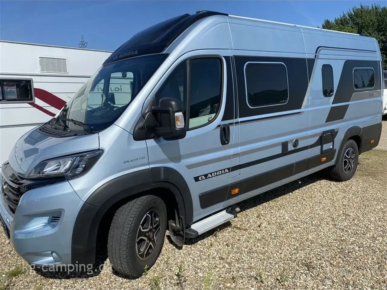 Billede 3 - 2021 - Adria Twin Supreme 640 SLB   Velholdt Adria TWIN 640 SLB årgang 2021 med masser af udstyr