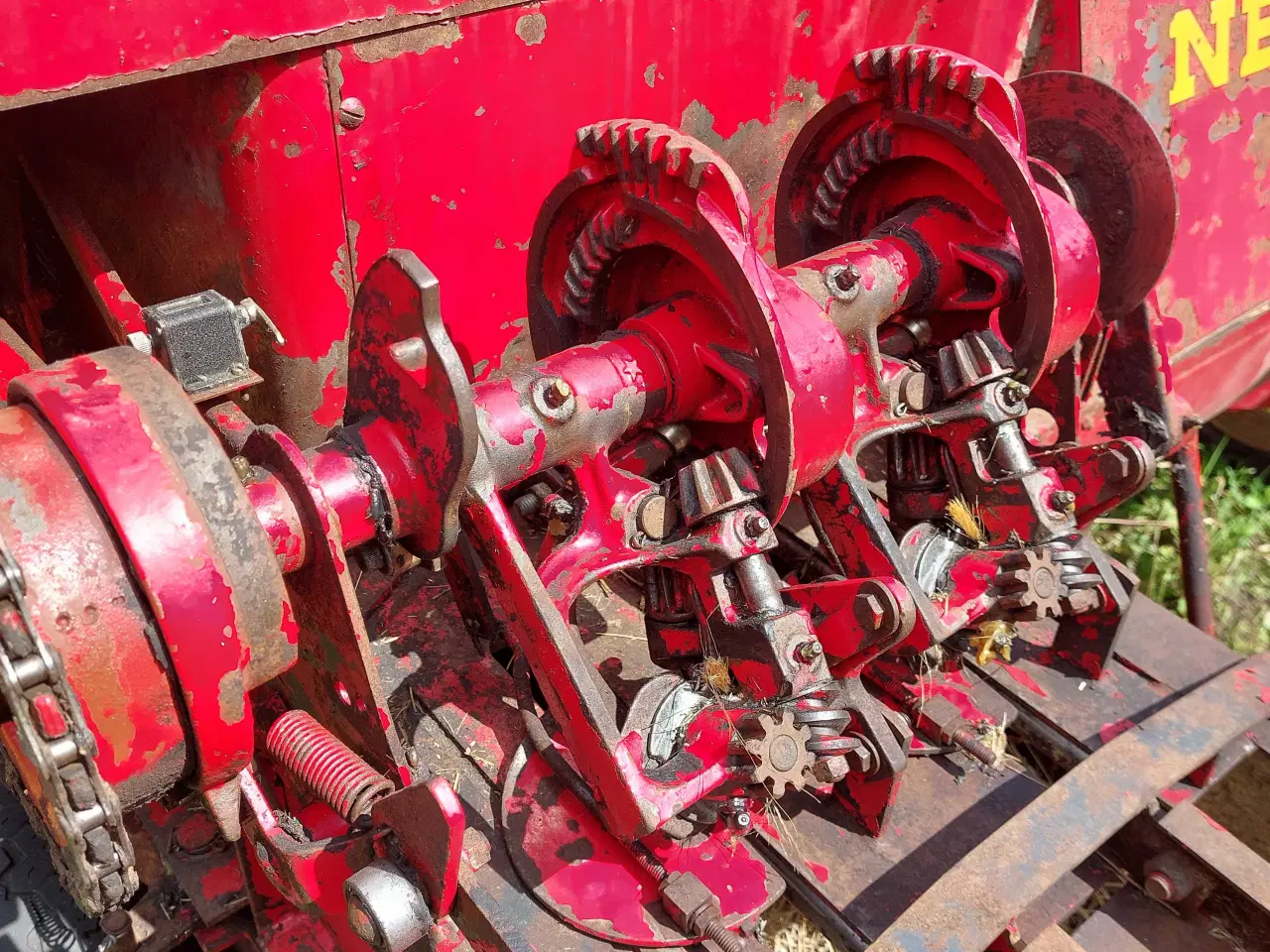Billede 3 - NH ballepresser 