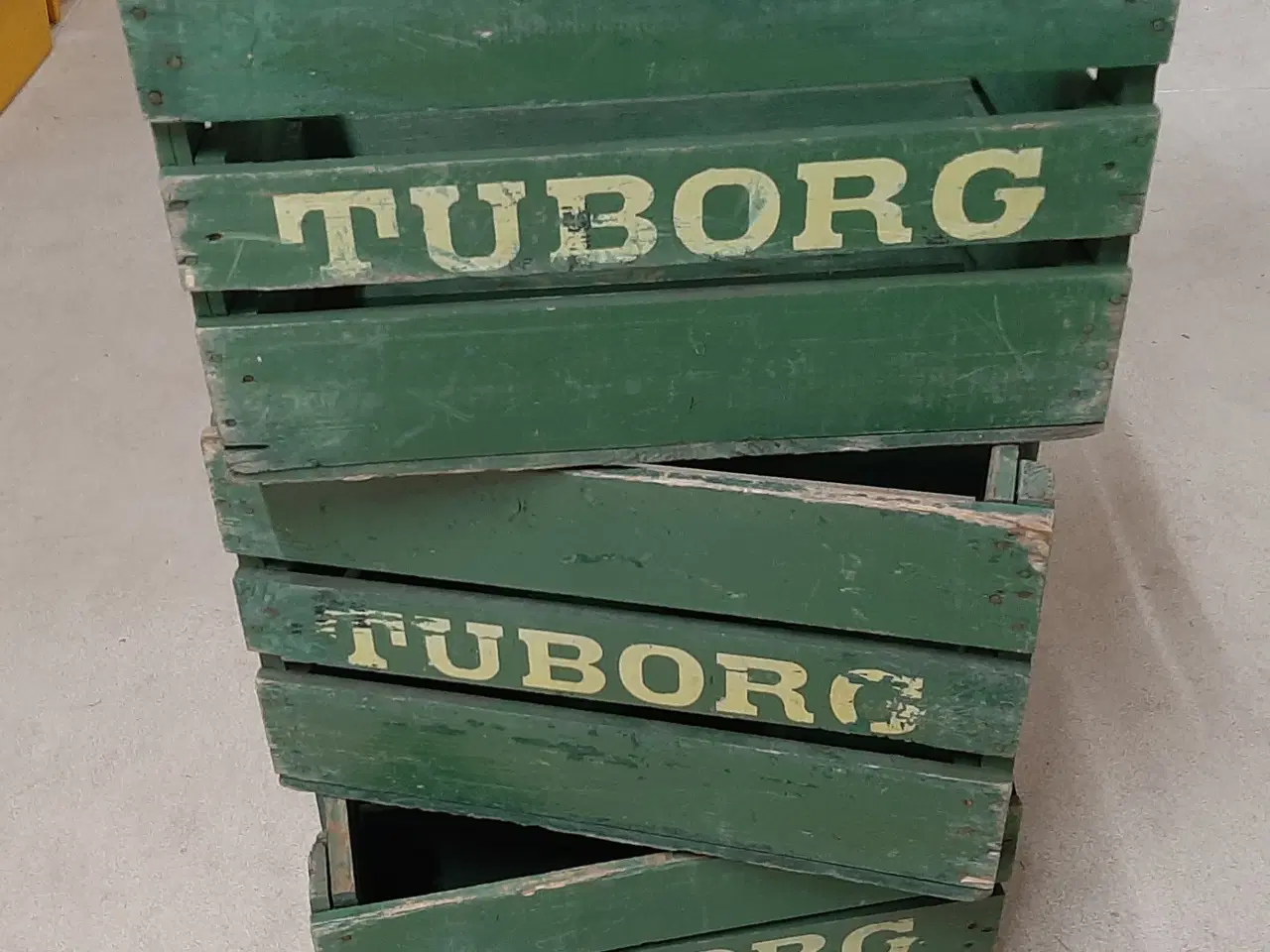 Billede 1 - Tuborg ølkasser sælges