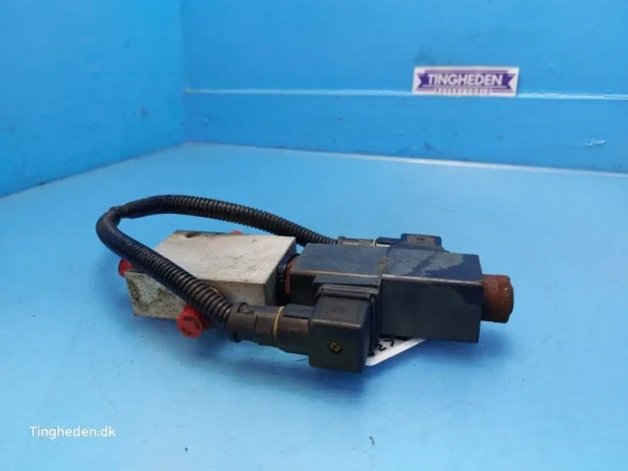 Billede 2 - Massey Ferguson 32 Ventil 45110055