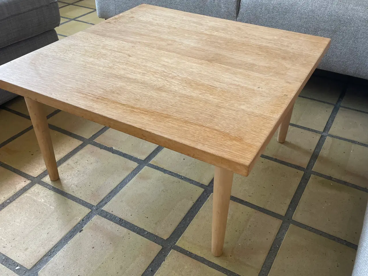 Billede 3 - Hjørnesofa, puffstol og sofabord