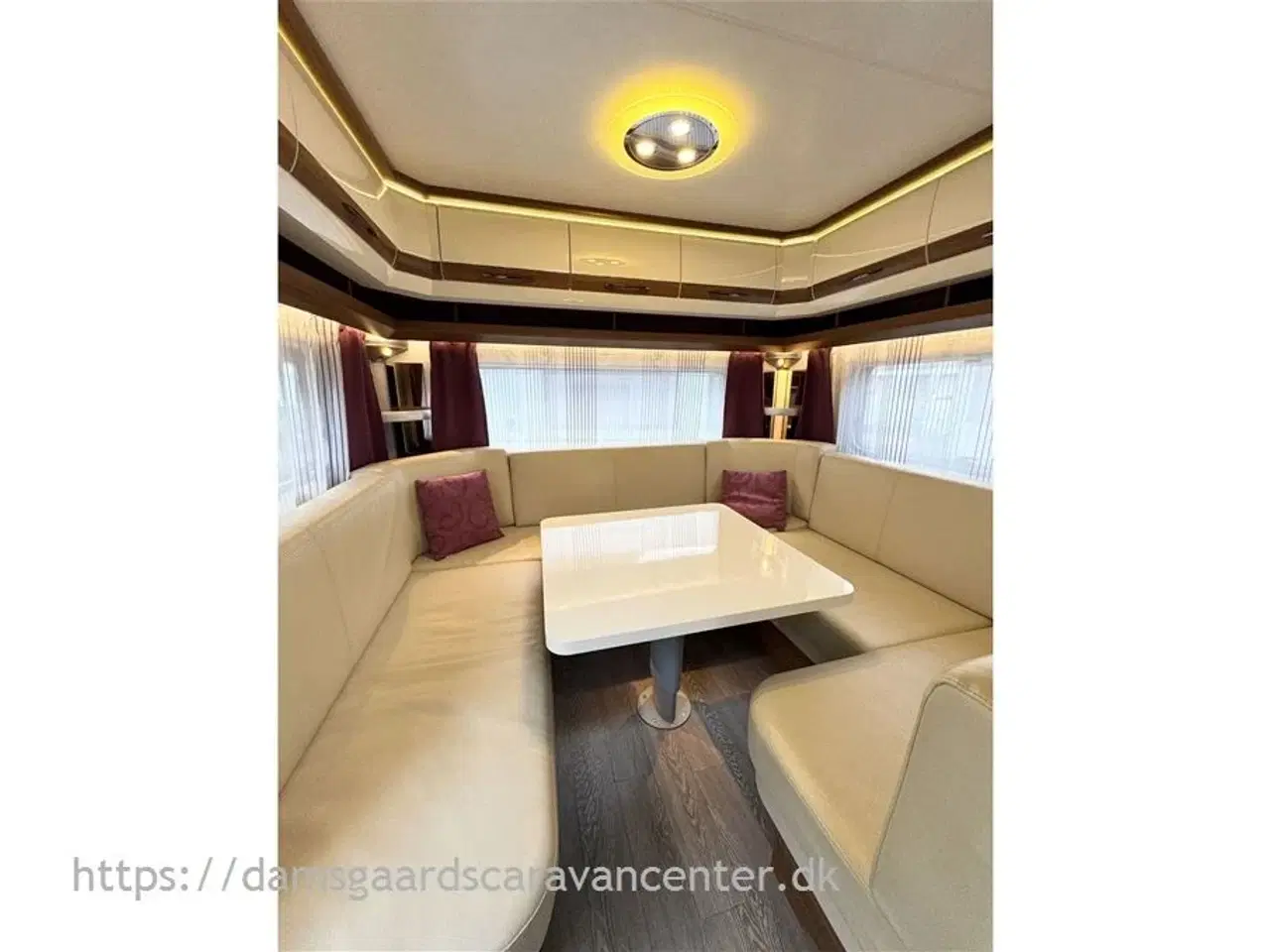 Billede 5 - 2016 - Hobby Excellent 560 CFe   Dobbeltseng-Gulvtemp.-Mover-Telt