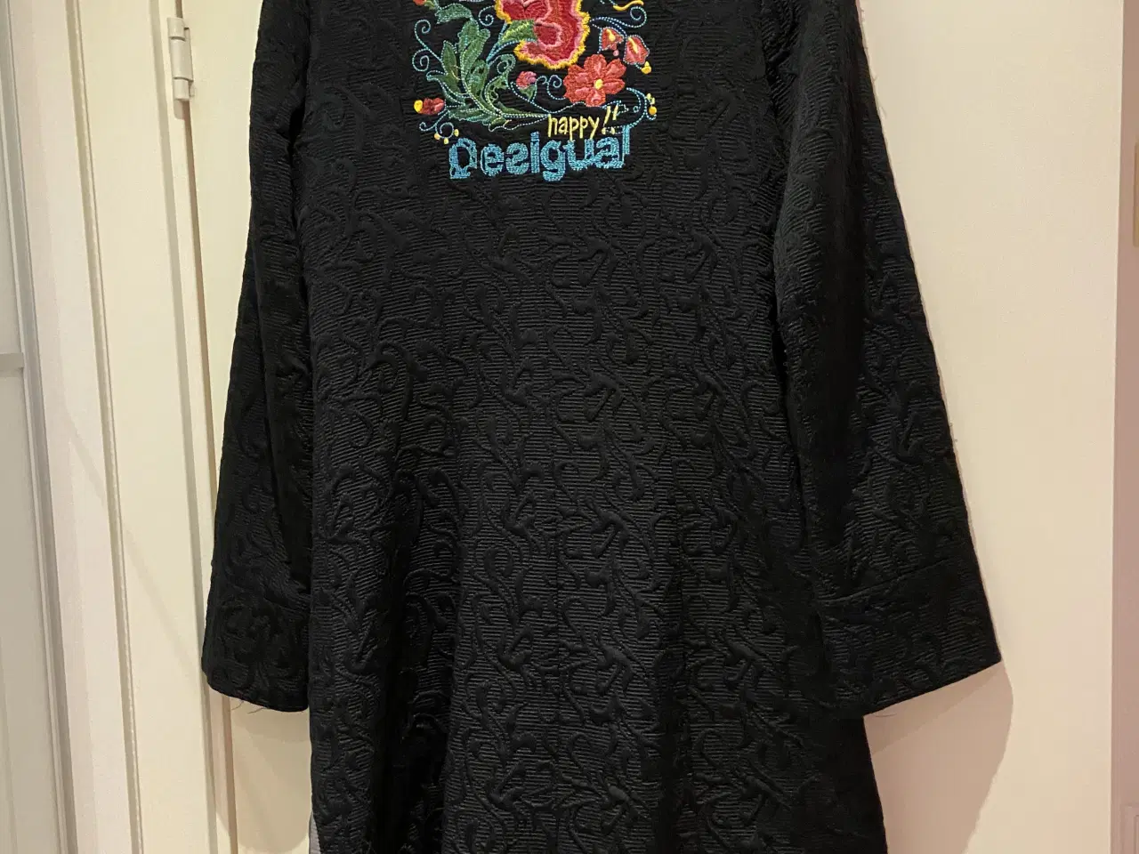 Billede 2 - Desigual frakke 