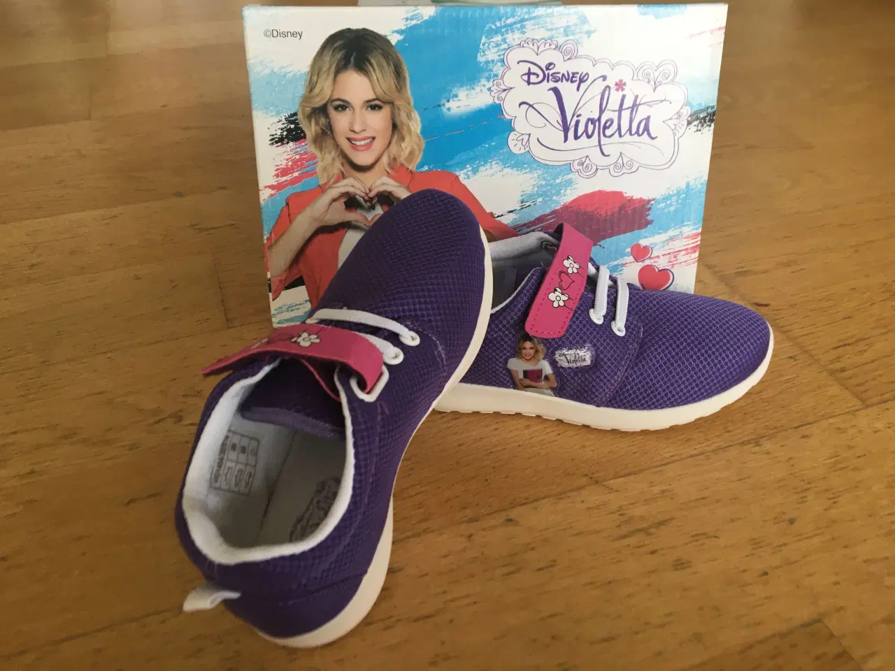 Billede 1 - Disney Violetta sko str. 33