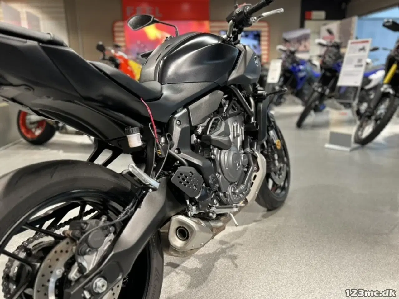 Billede 6 - Yamaha MT-07 Y-AMT Hyper Naked