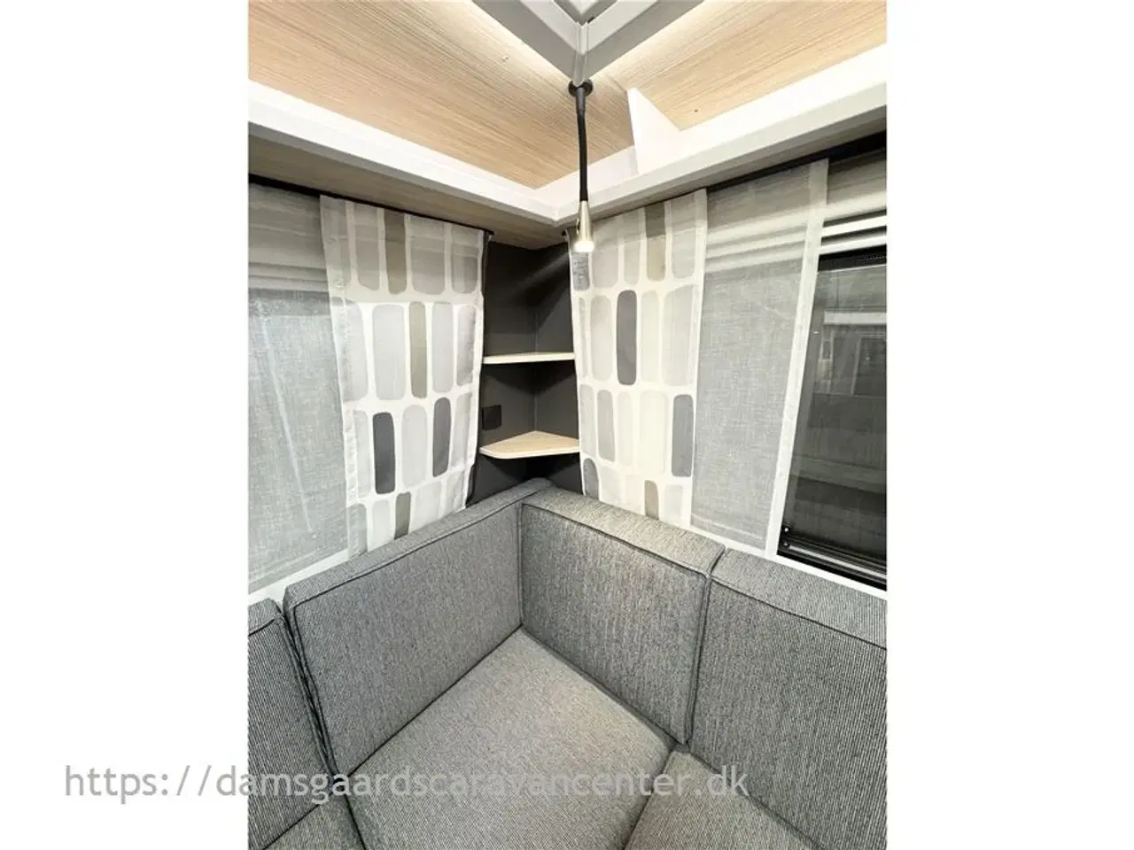 Billede 9 - 2026 - Fendt Apero 495 SFB   Franskseng-Gulvtemp.-Fluenetdør-3 udstyrspk.