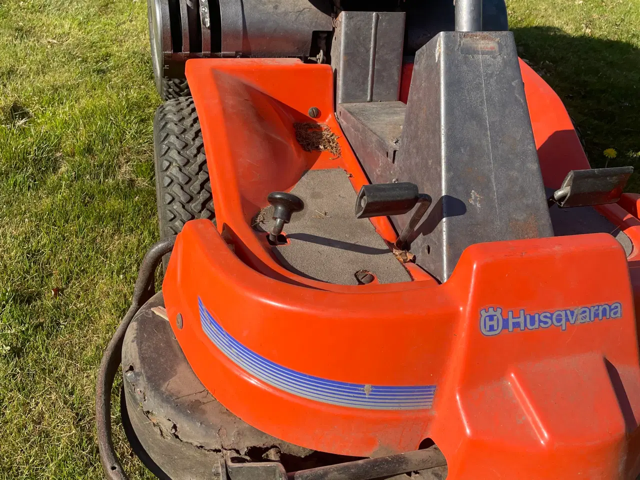 Billede 8 - Fint maskine Husqvarna  15,5 hk klipperboret er ru