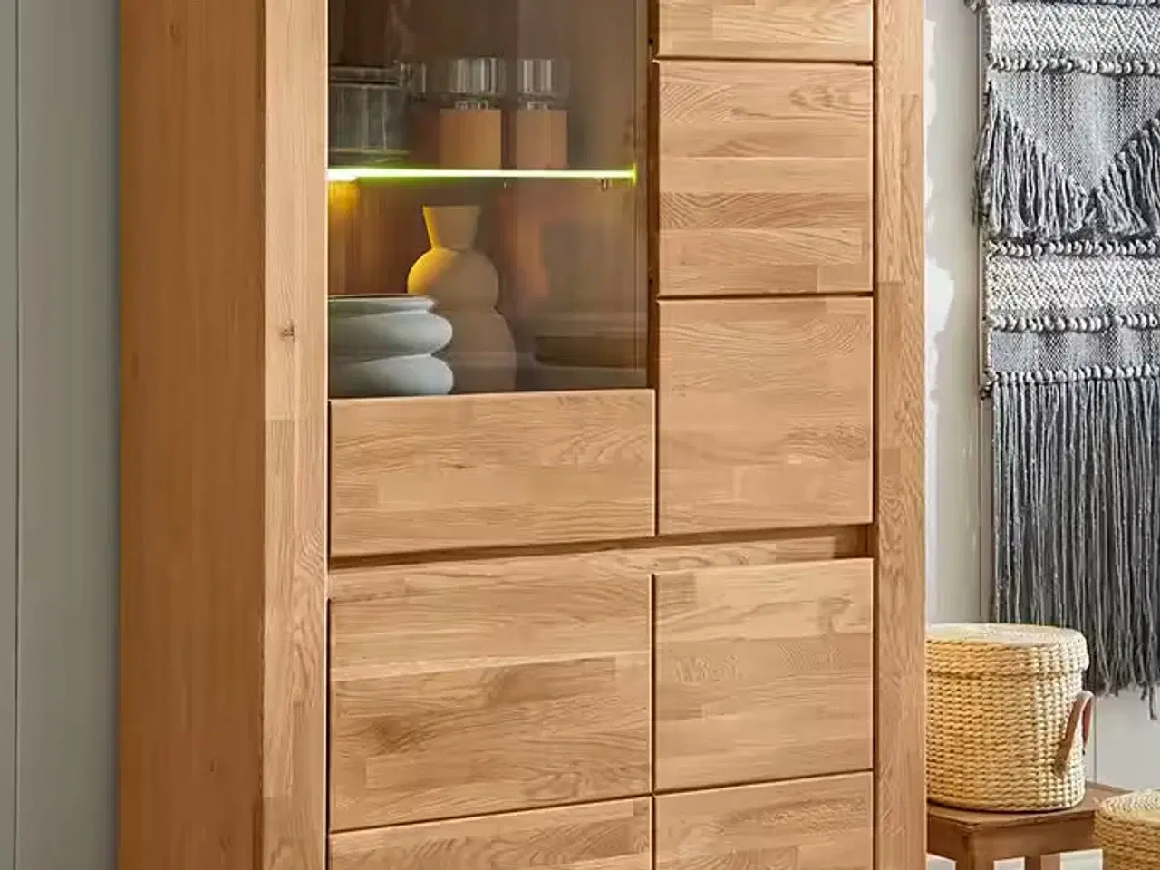 Billede 3 - Massivt træmontre med LED-belysning 71908037🤎