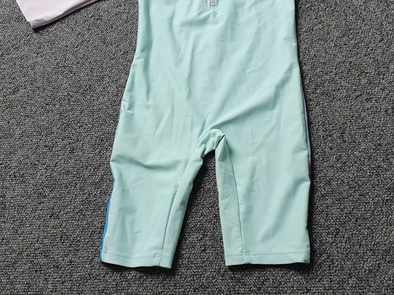 Billede 8 - Uv badedragt  str 80, 86 og 74