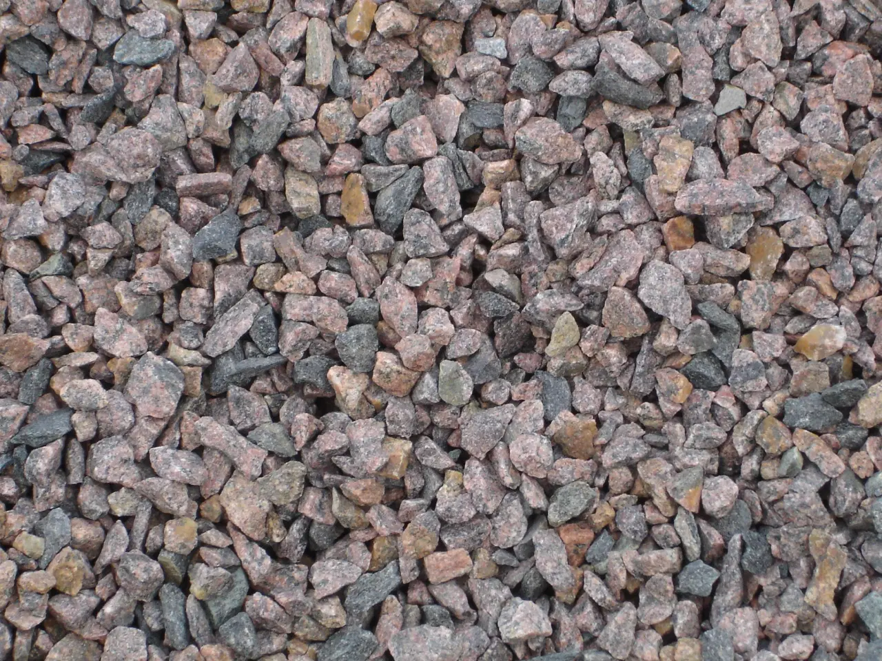 Billede 1 - Granitskærver - grå, sort og rød