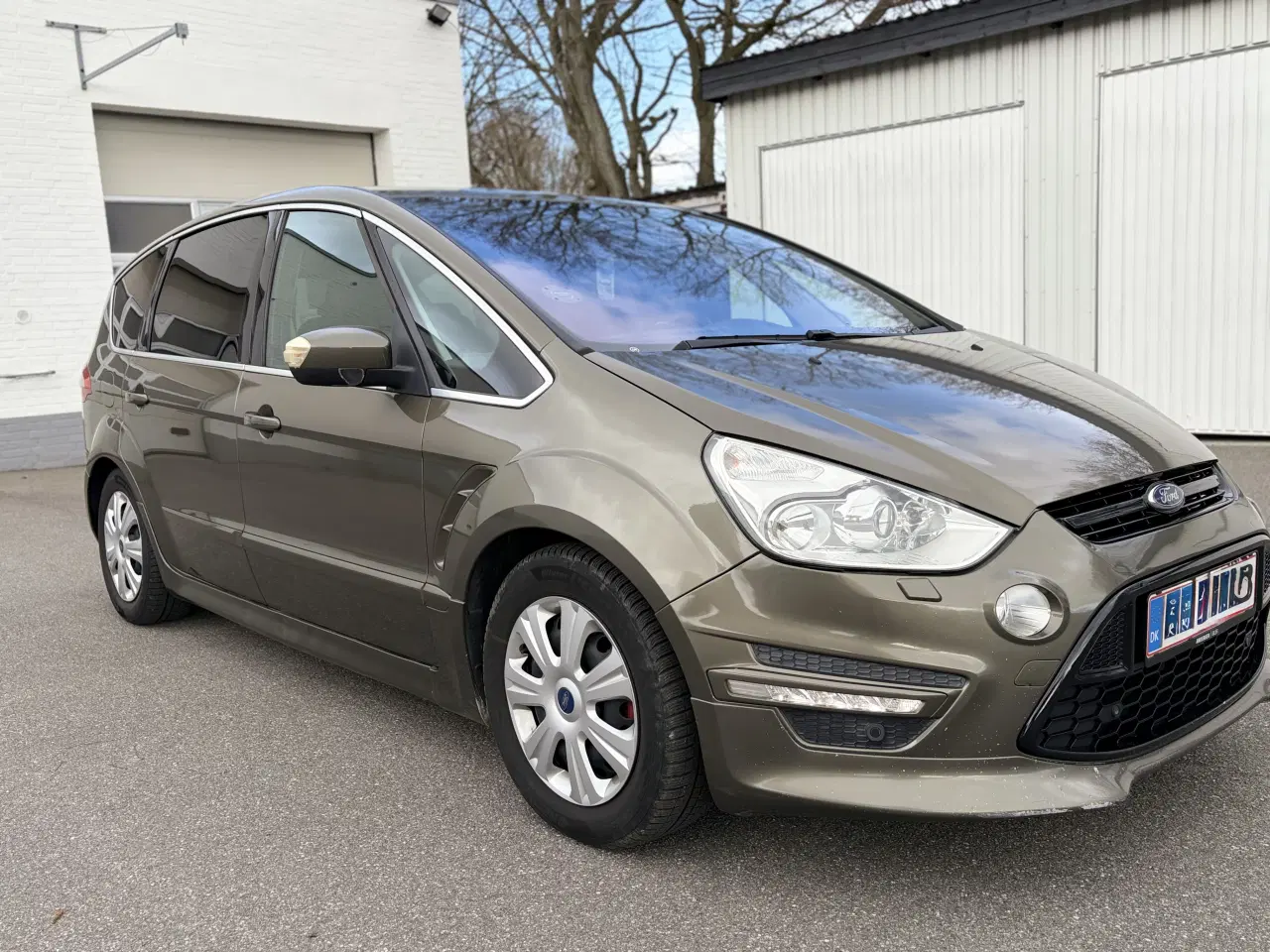 Billede 6 - Topudstyret Ford S-max 2,0 SCTI 140 HK Titanium S