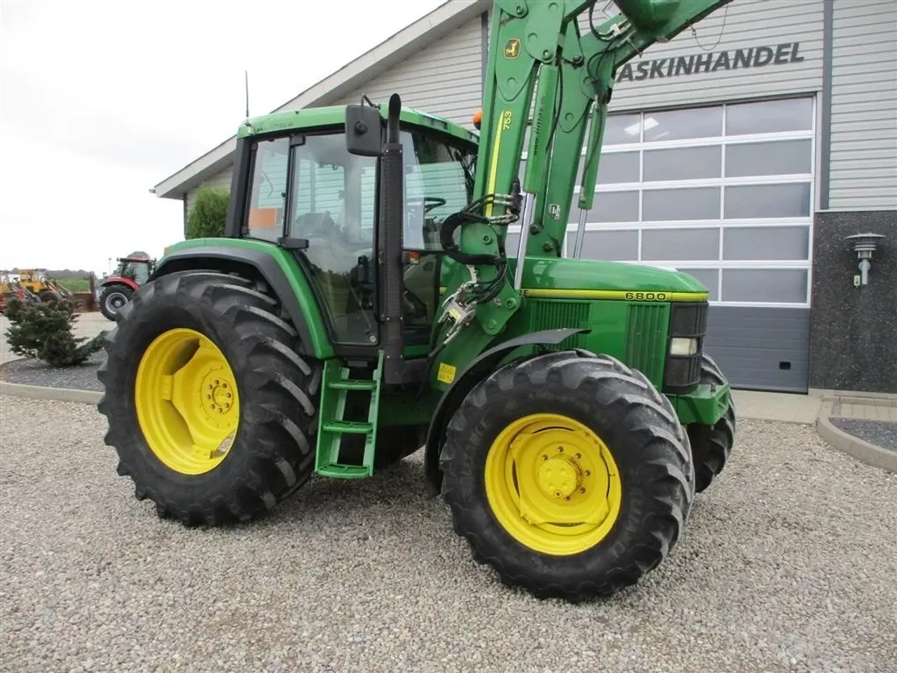 Billede 15 - John Deere 6800 Med vendergear ved rettet og frontlæsser.