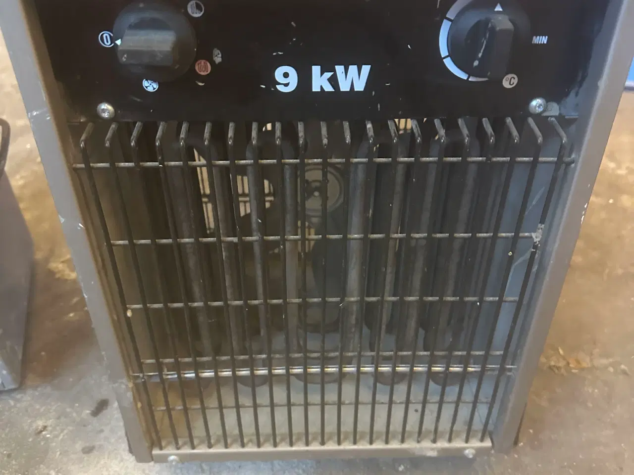 Billede 3 - 2 funktionelle varmeblæsere.