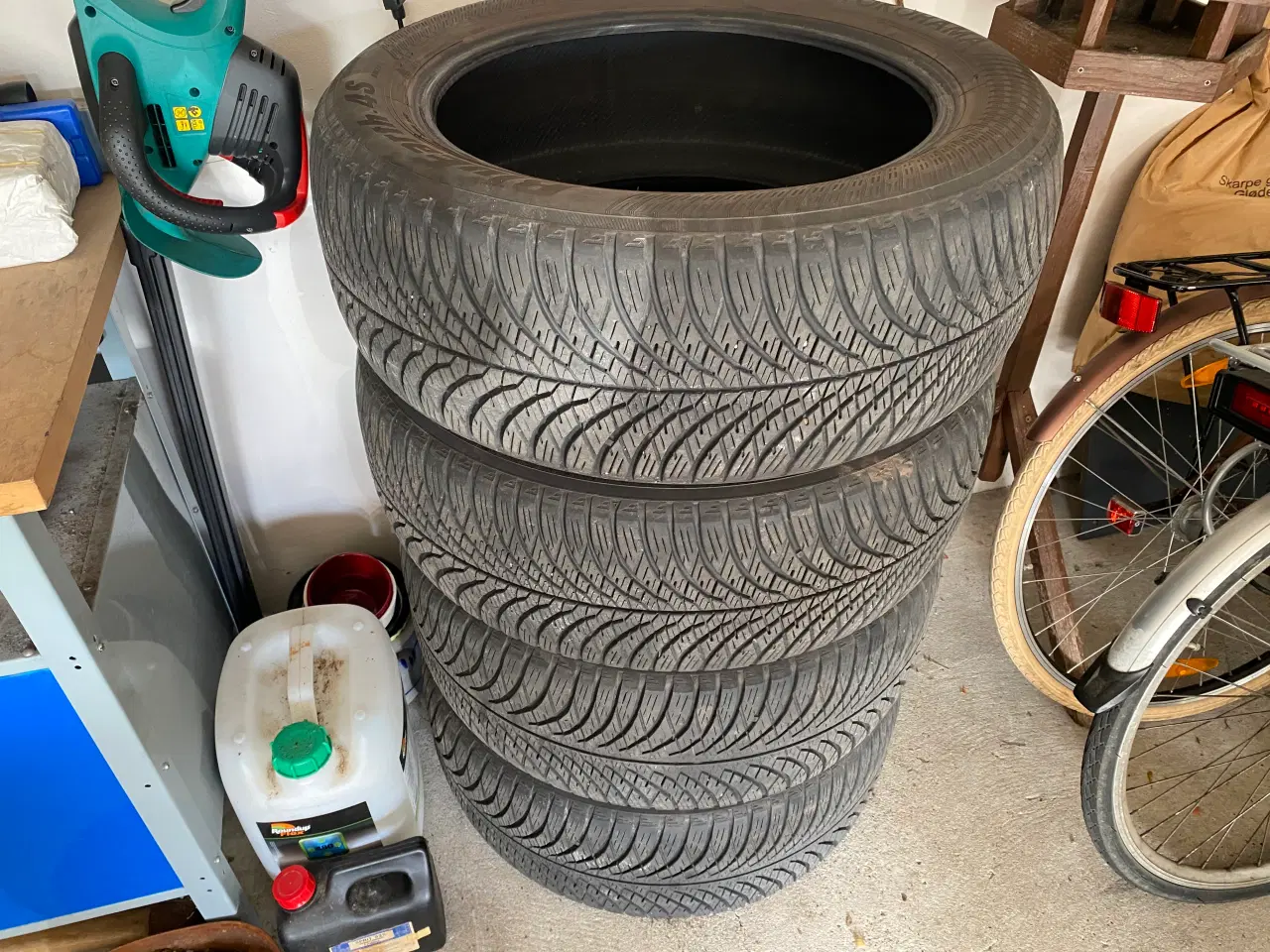 Billede 1 - Helårsdæk til VW ID4 og ID5