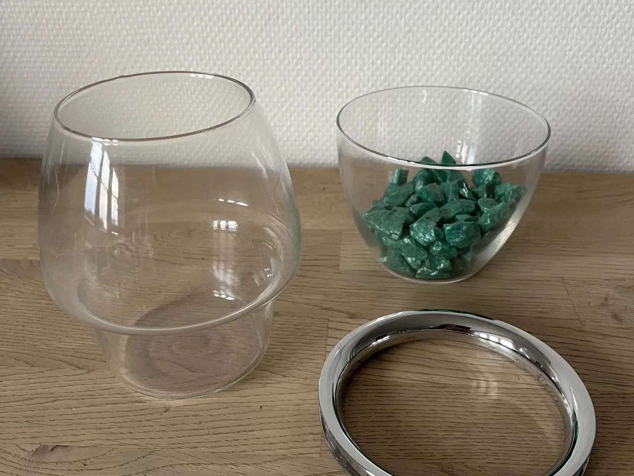 Billede 2 - Herstal vaser med grønne dekorationssten 