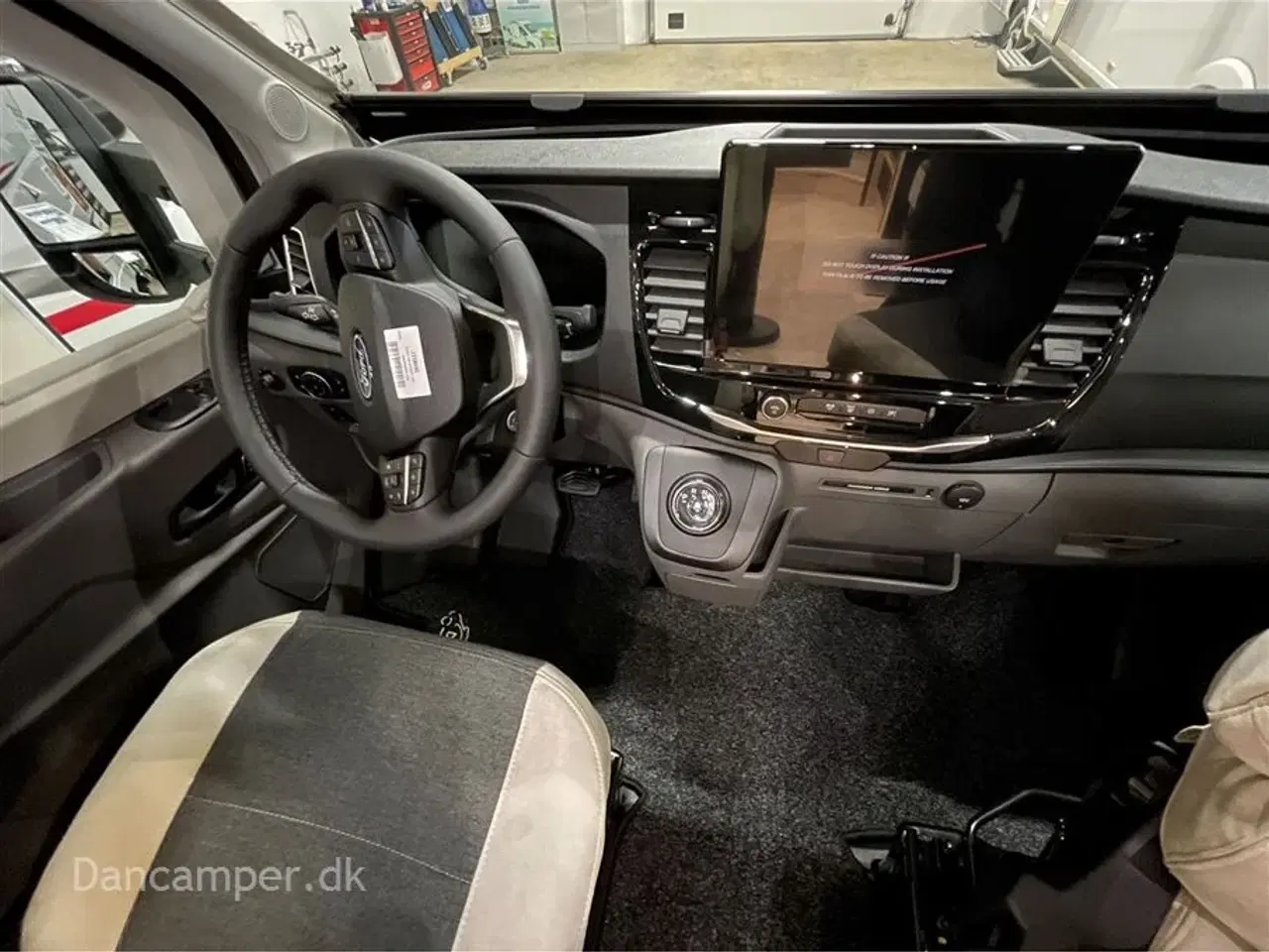 Billede 9 - 2026 - Chausson 650 Chausson 650 Titanium Line, Når stor rummelighed skal findes på den lille plads, 165HK med 8-trin aut.gear