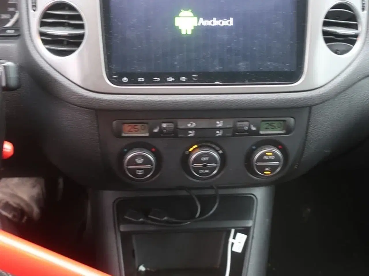 Billede 11 - Personbil VOLKSWAGEN TIGUAN 1,0 TDI AUT. (momsfri)