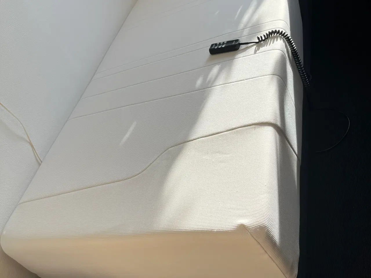 Billede 2 - Tempur elevationsseng og madras