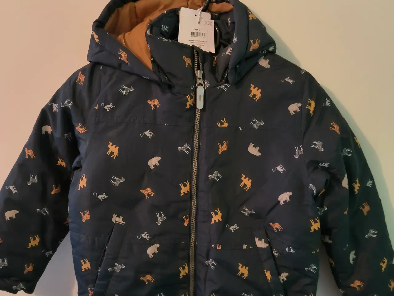 Billede 1 - Jakke str 122 name it