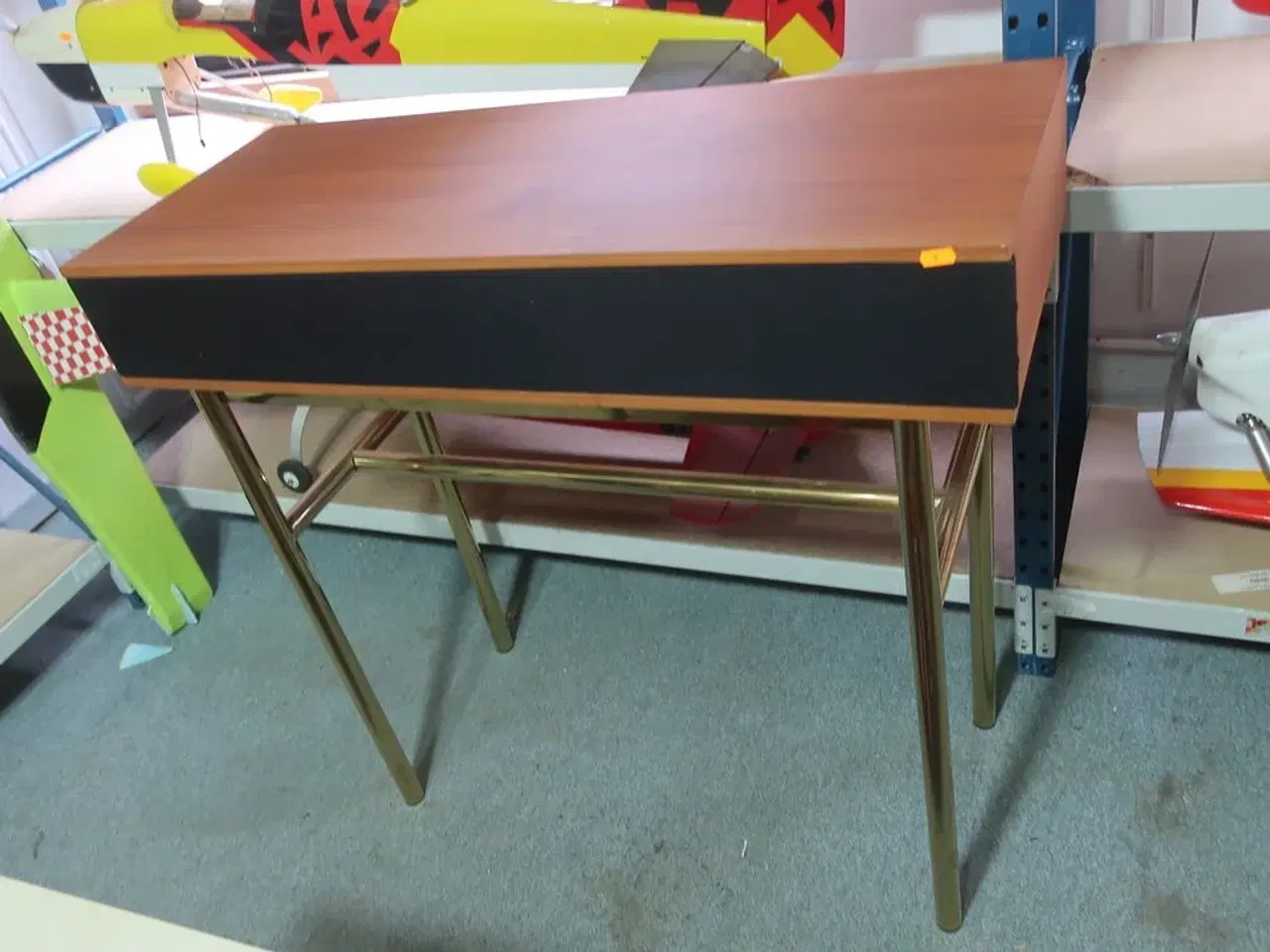 Billede 1 - Lydmøbel LEMUS med anlæg og uderstativ