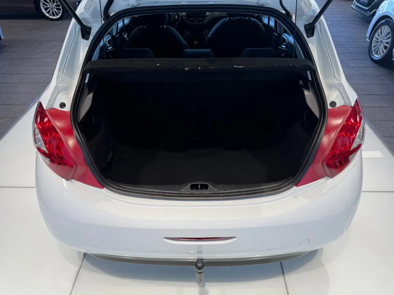 Billede 11 - Peugeot 208 1,6 e-HDi 92 Active