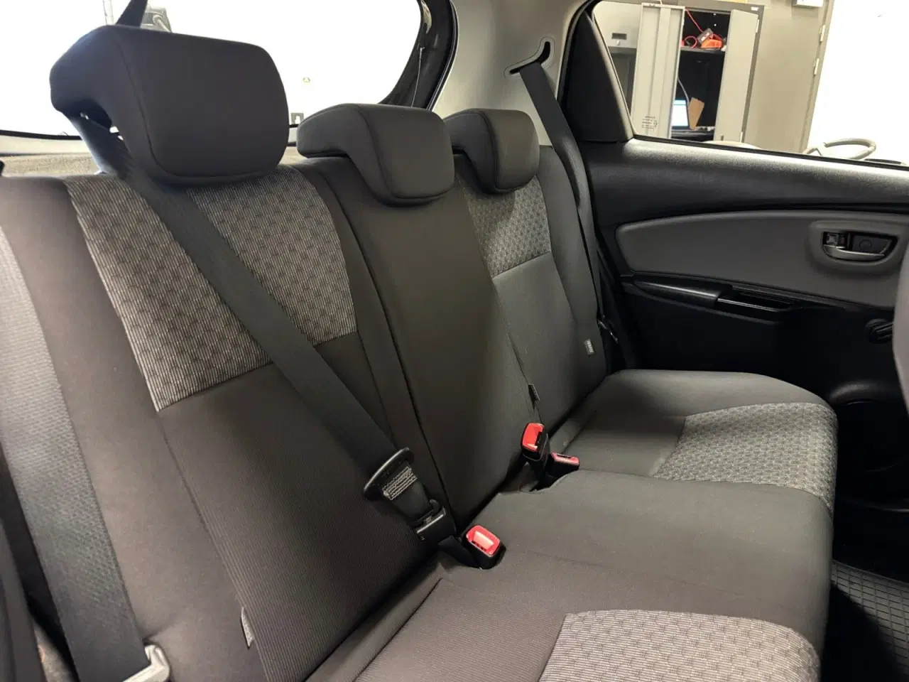 Billede 13 - Toyota Yaris 1,3 VVT-i Style Edition