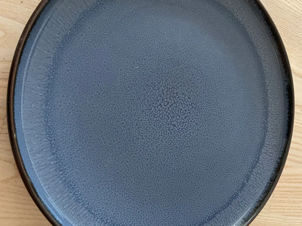 Billede 1 - 4 tallerkener 27 cm i diameter/ keramik 