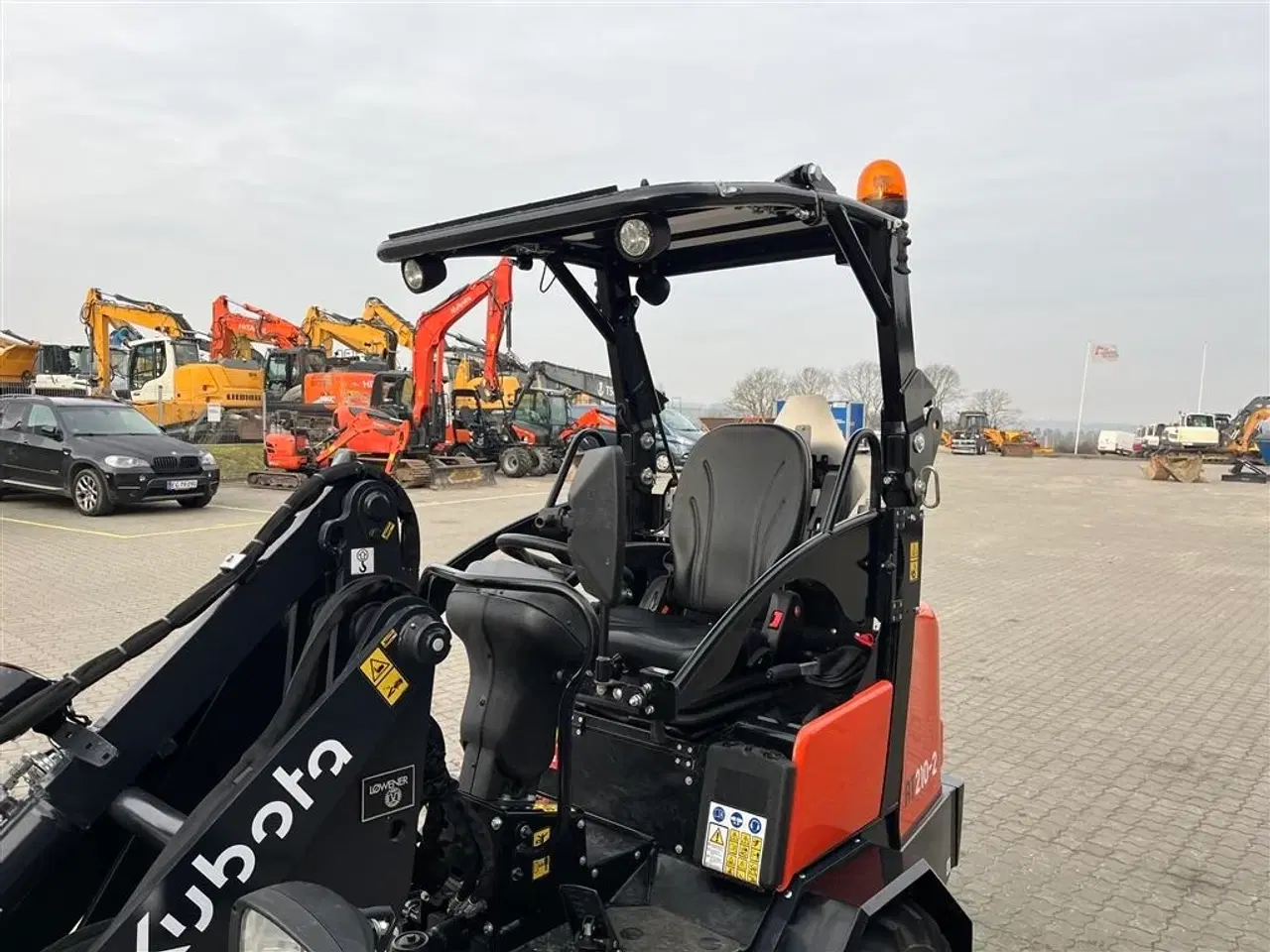 Billede 8 - Kubota RT 210 Demo maskine med skovl og gafler