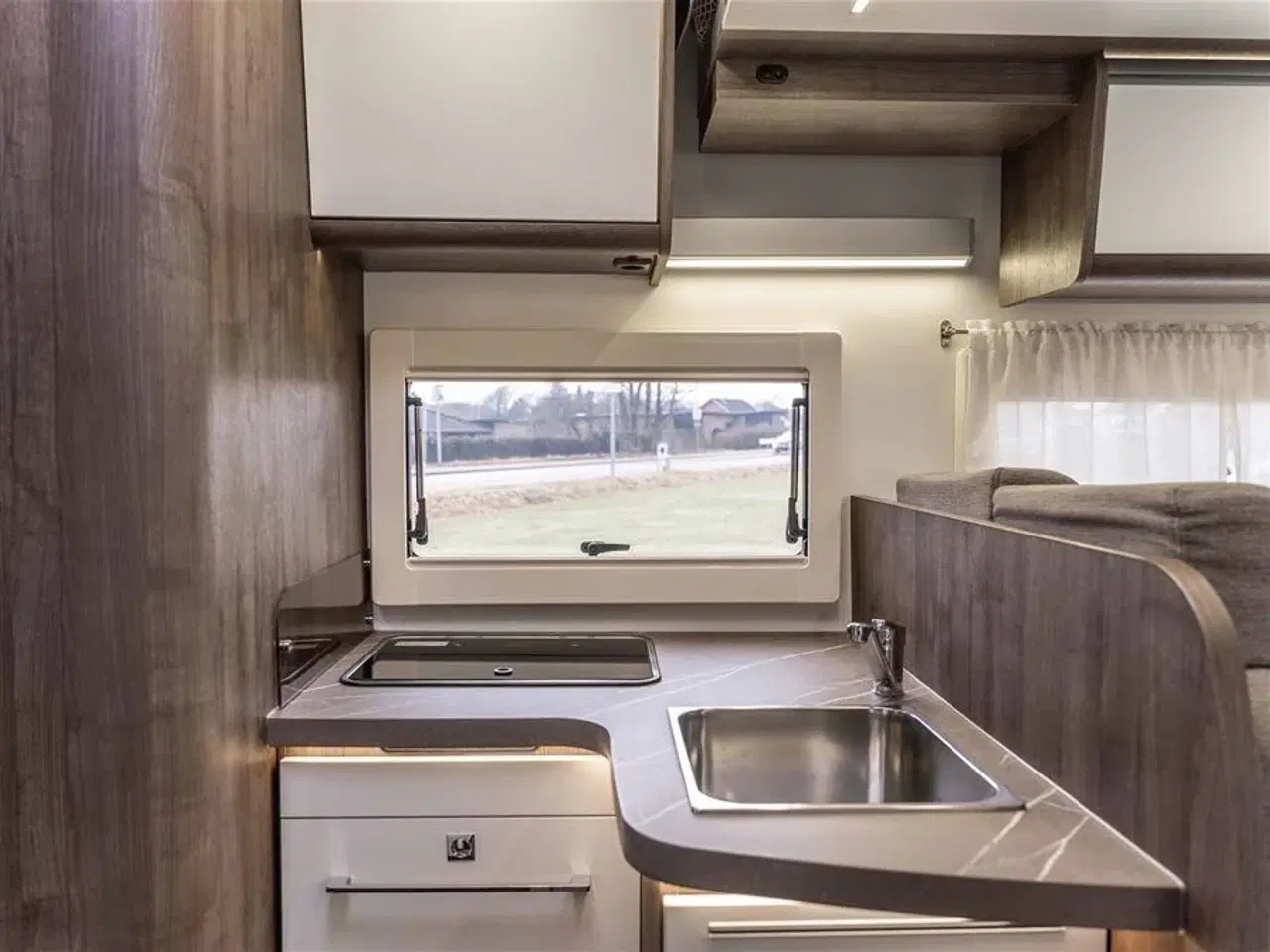 Billede 21 - 2025 - Benimar Tessoro 463 NK   Populær enkeltsengscamper