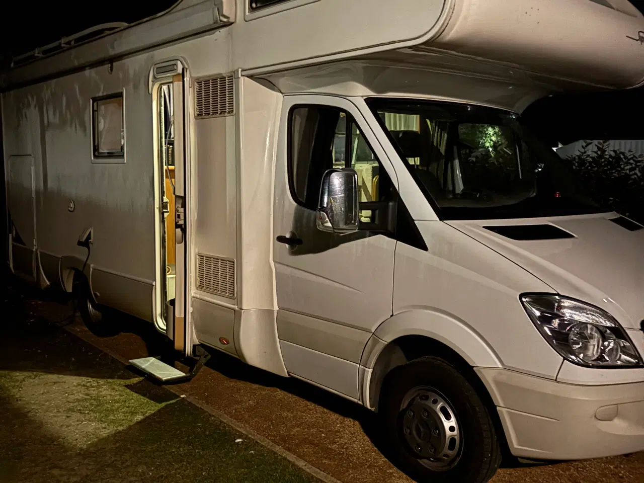 Billede 1 - Søger plads til Autocamper