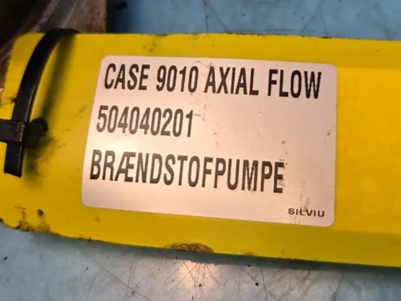 Billede 2 - Iveco F2CE9684L Brændstofpumpe 504040201