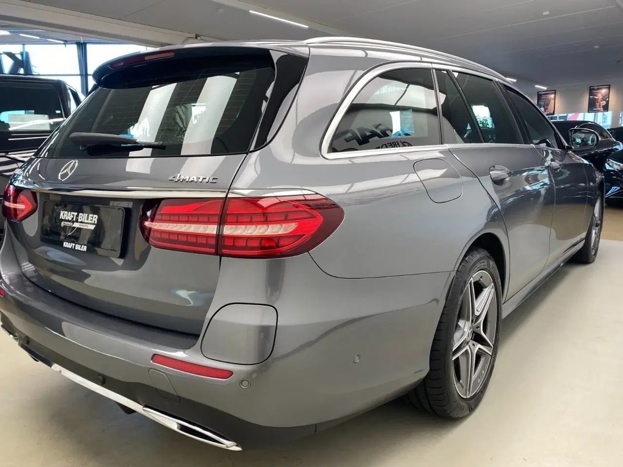 Billede 5 - Mercedes E300 de 2,0 AMG Line stc. aut. 4Matic