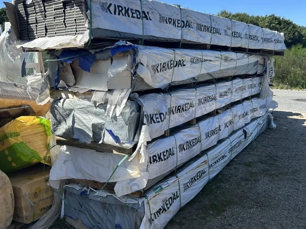 Billede 1 - Kompositbrædder Kirkedal 6 meter 60 styk i alt 360 meter