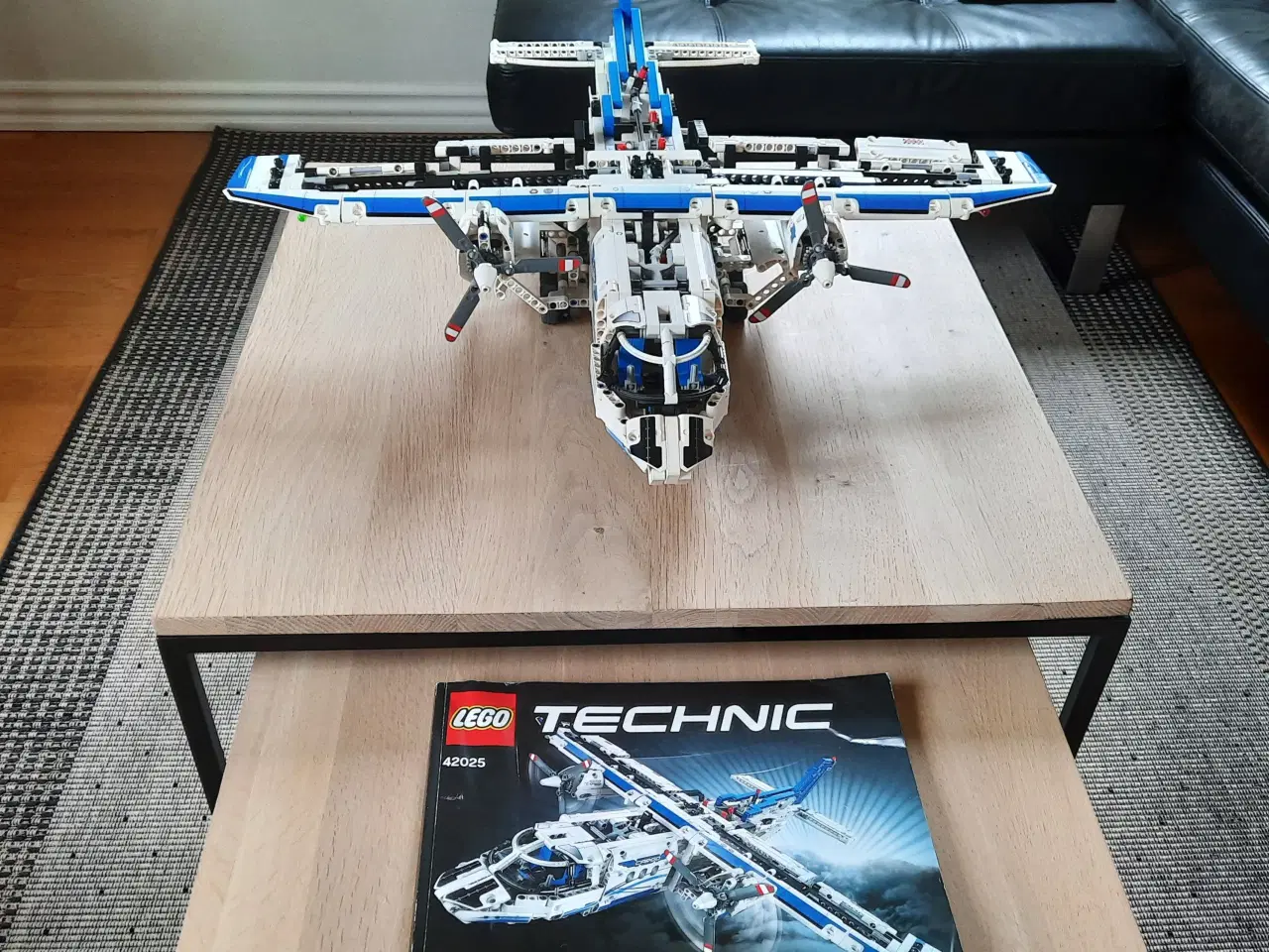 Billede 1 - Lego Technic  42025 Motoriseret Flyvemaskine