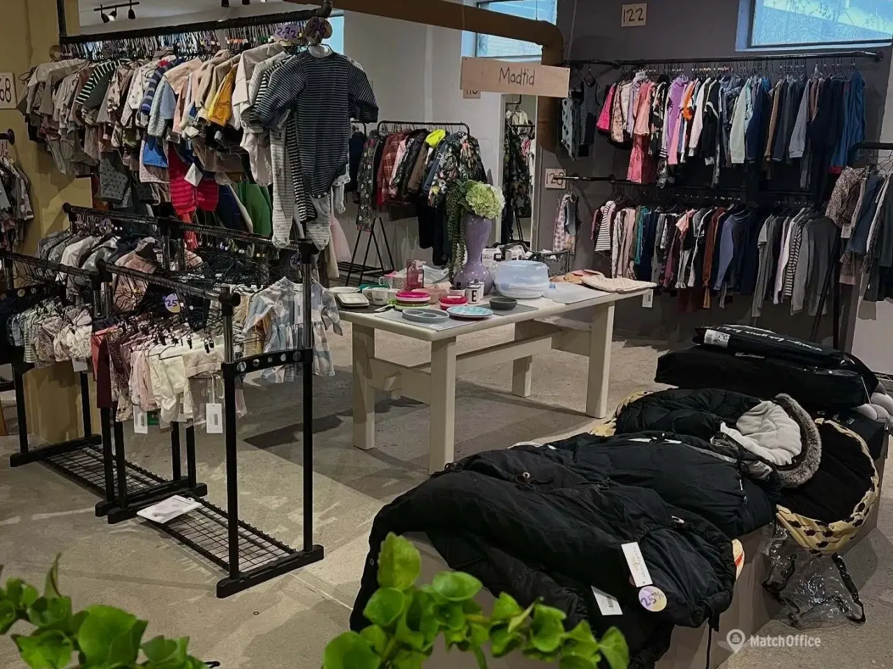 Billede 35 - Regulært flot butikslokale. Butik. Showroom. Kontor. Lager. Værksted og lign