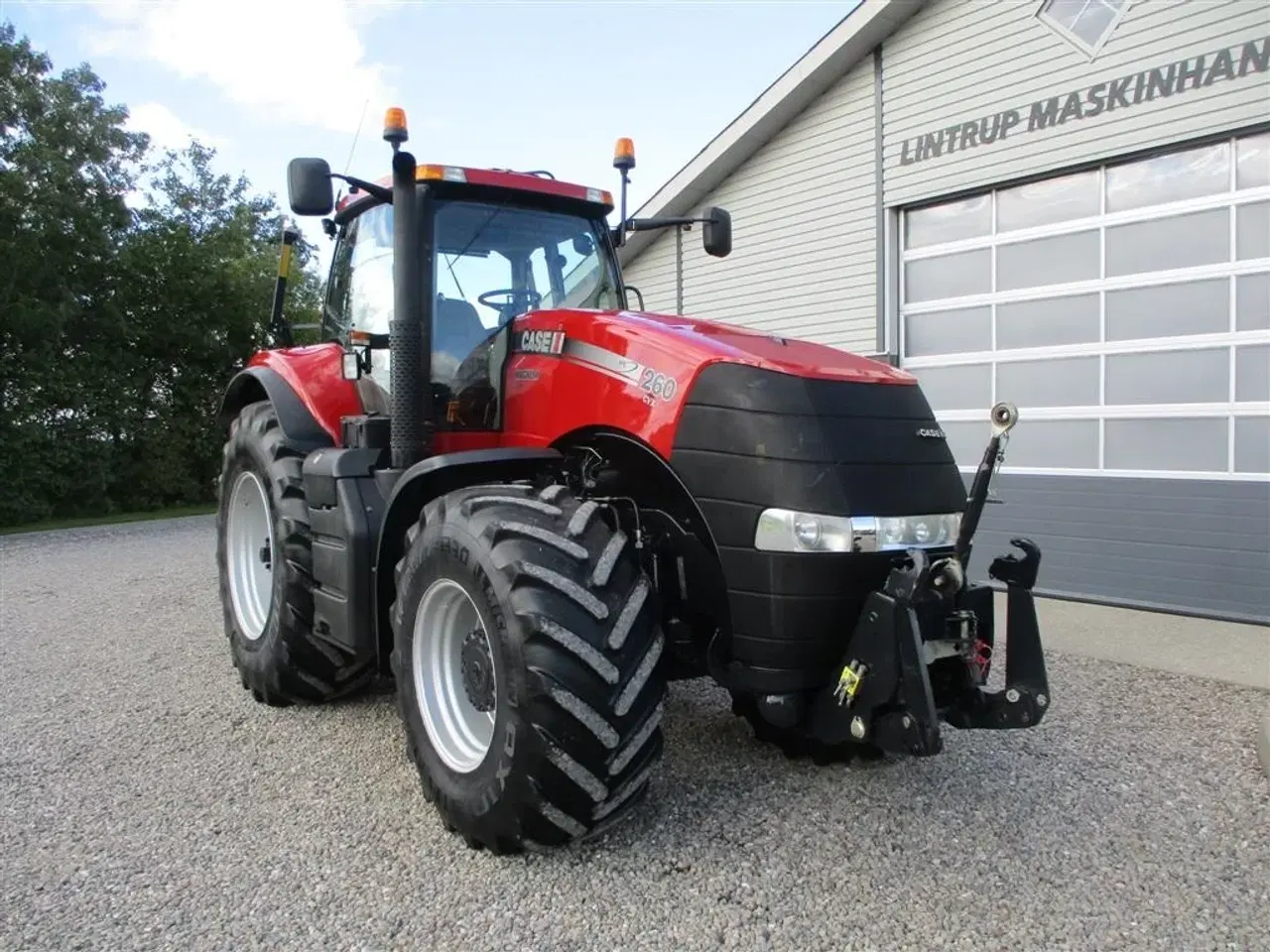 Billede 18 - Case IH MAGNUM 260 CVX med frontlift, affjedret foraksel og affjedret kabine.