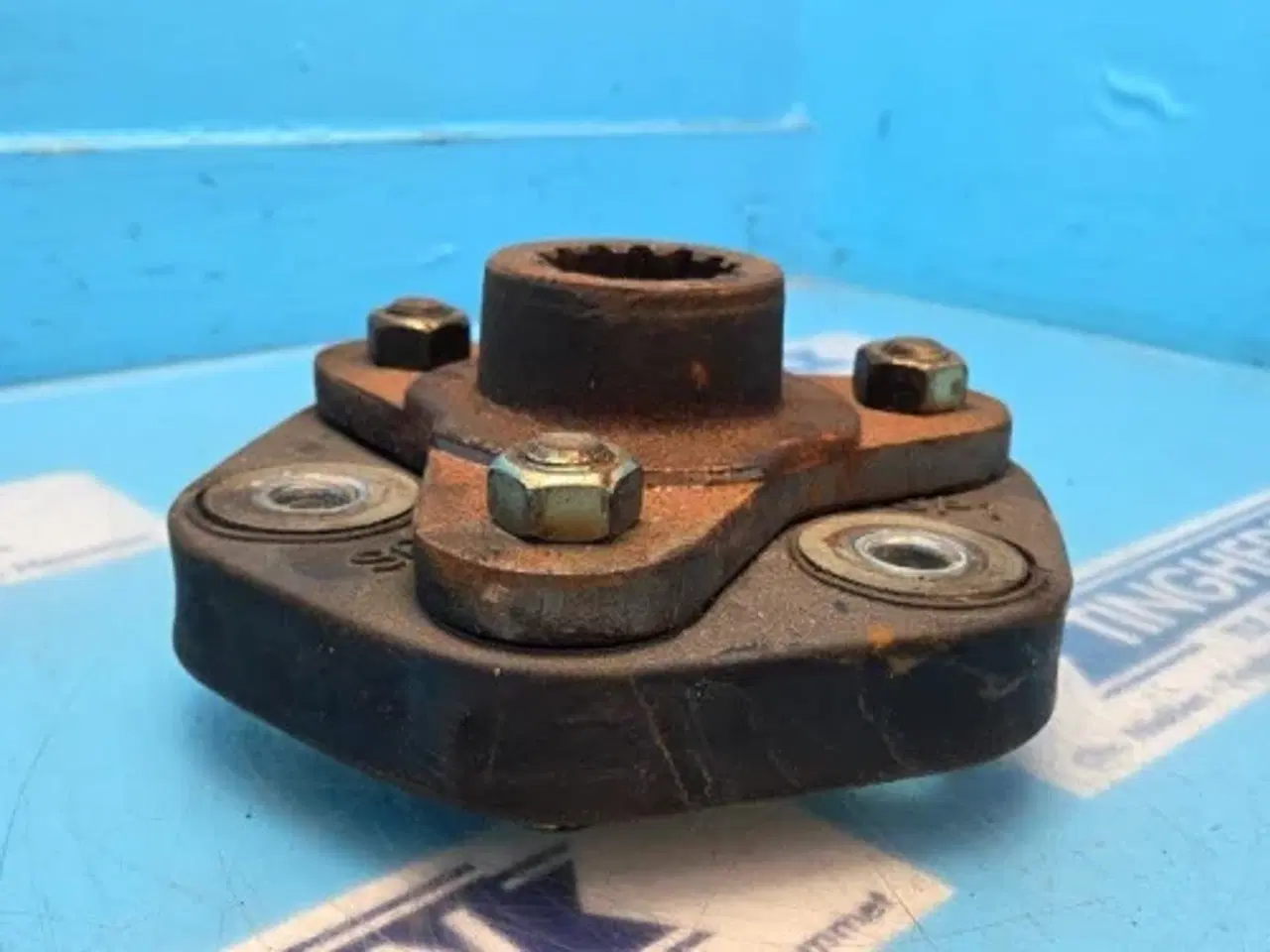 Billede 2 - Ford 675 Flange 84037198 