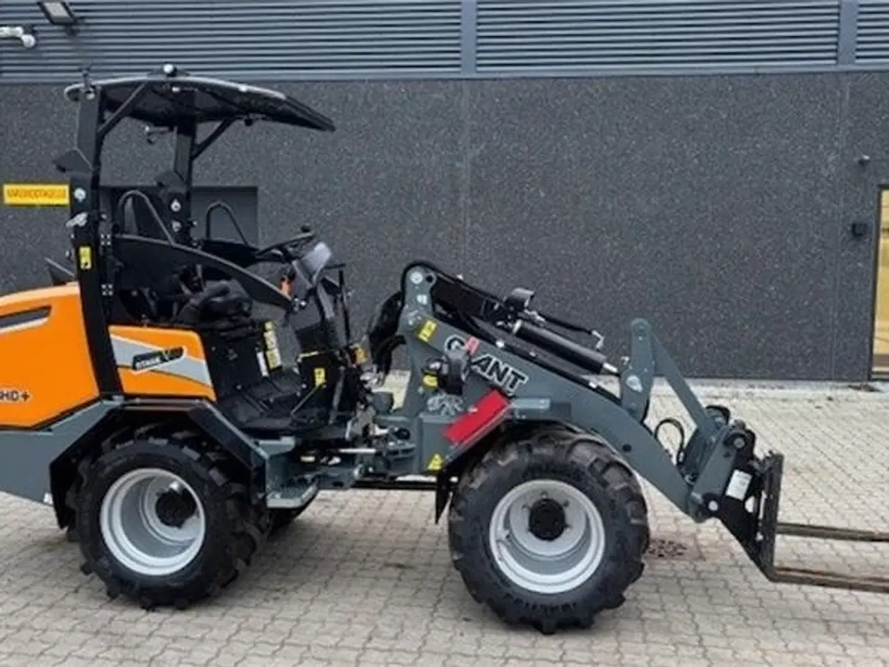 Billede 1 - GiANT G2700 X-TRA HD PLUS