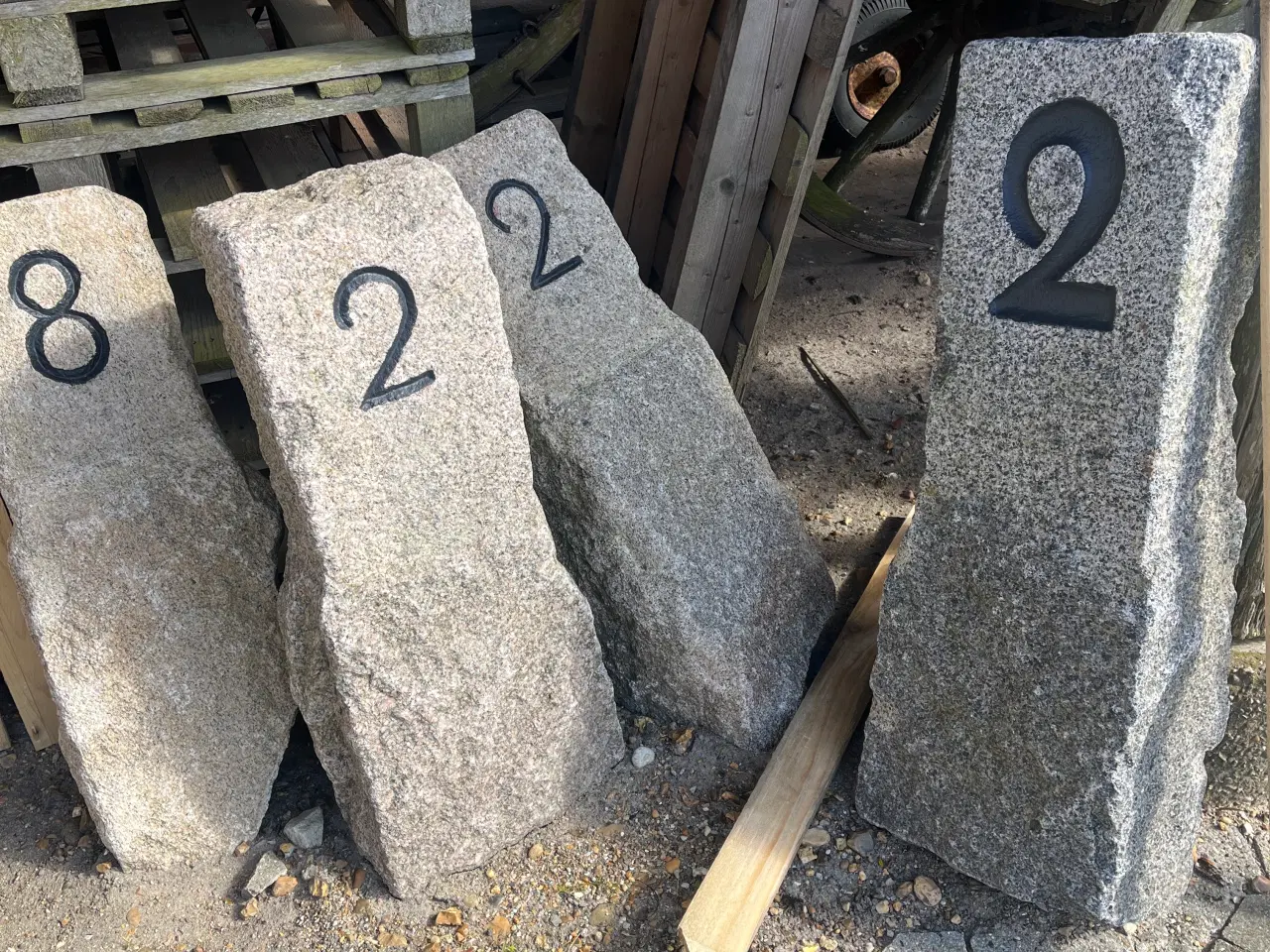 Billede 9 - Sten med Husnummer 2, 4 , 6 og 8