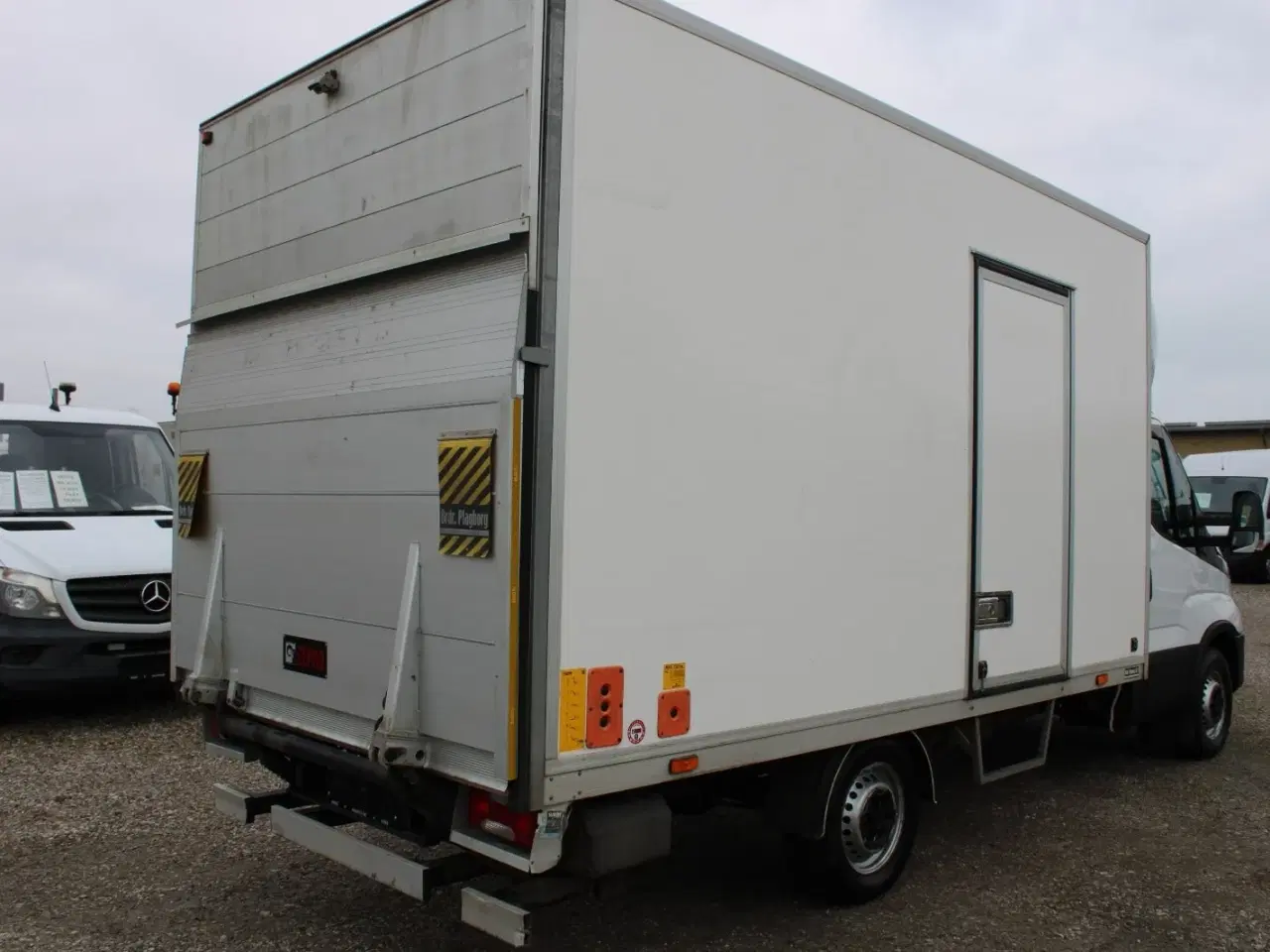 Billede 8 - Iveco Daily 2,3 35S14 Alukasse m/lift AG8