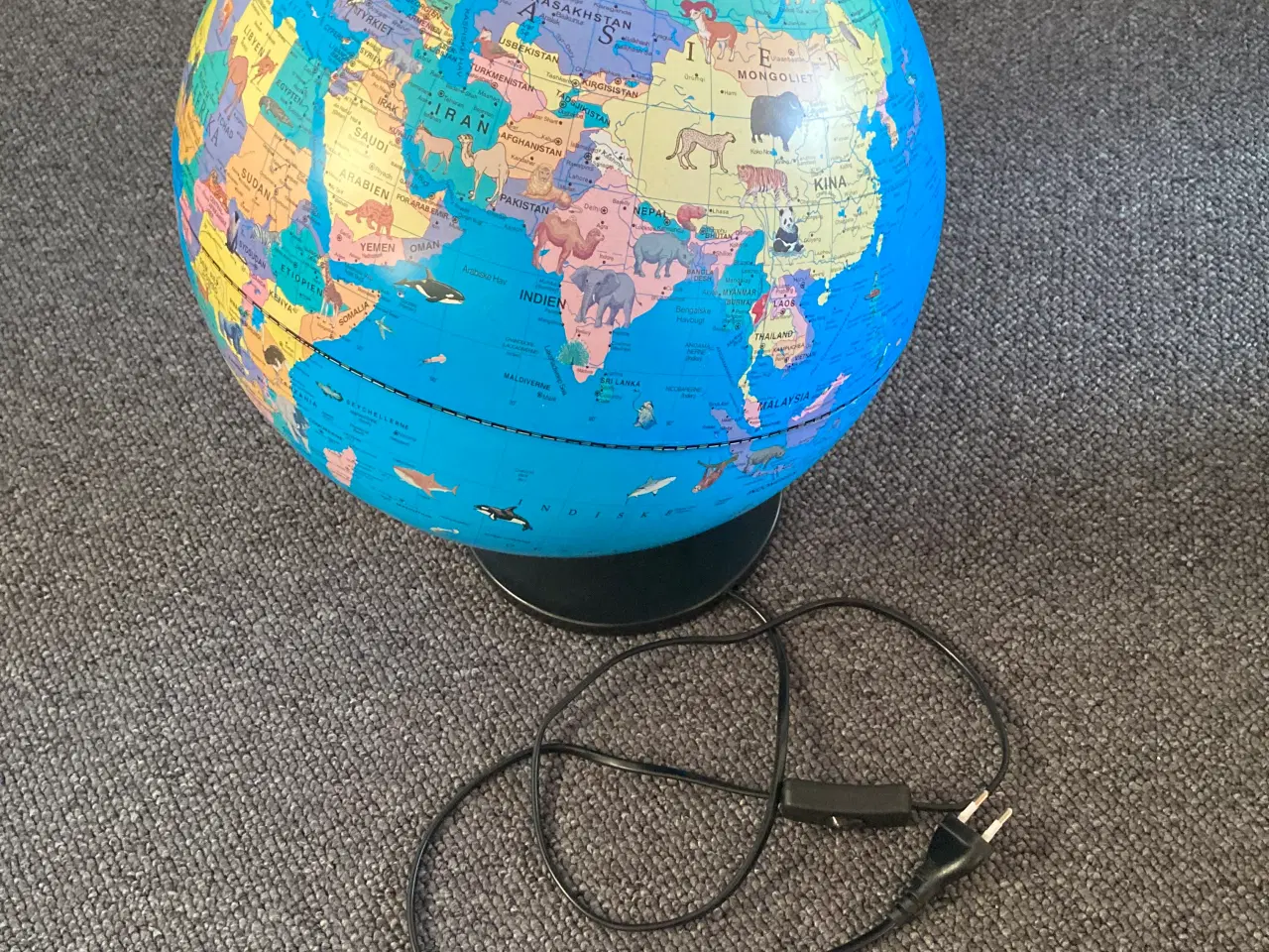 Billede 2 - 'Børne' Globus m. lys