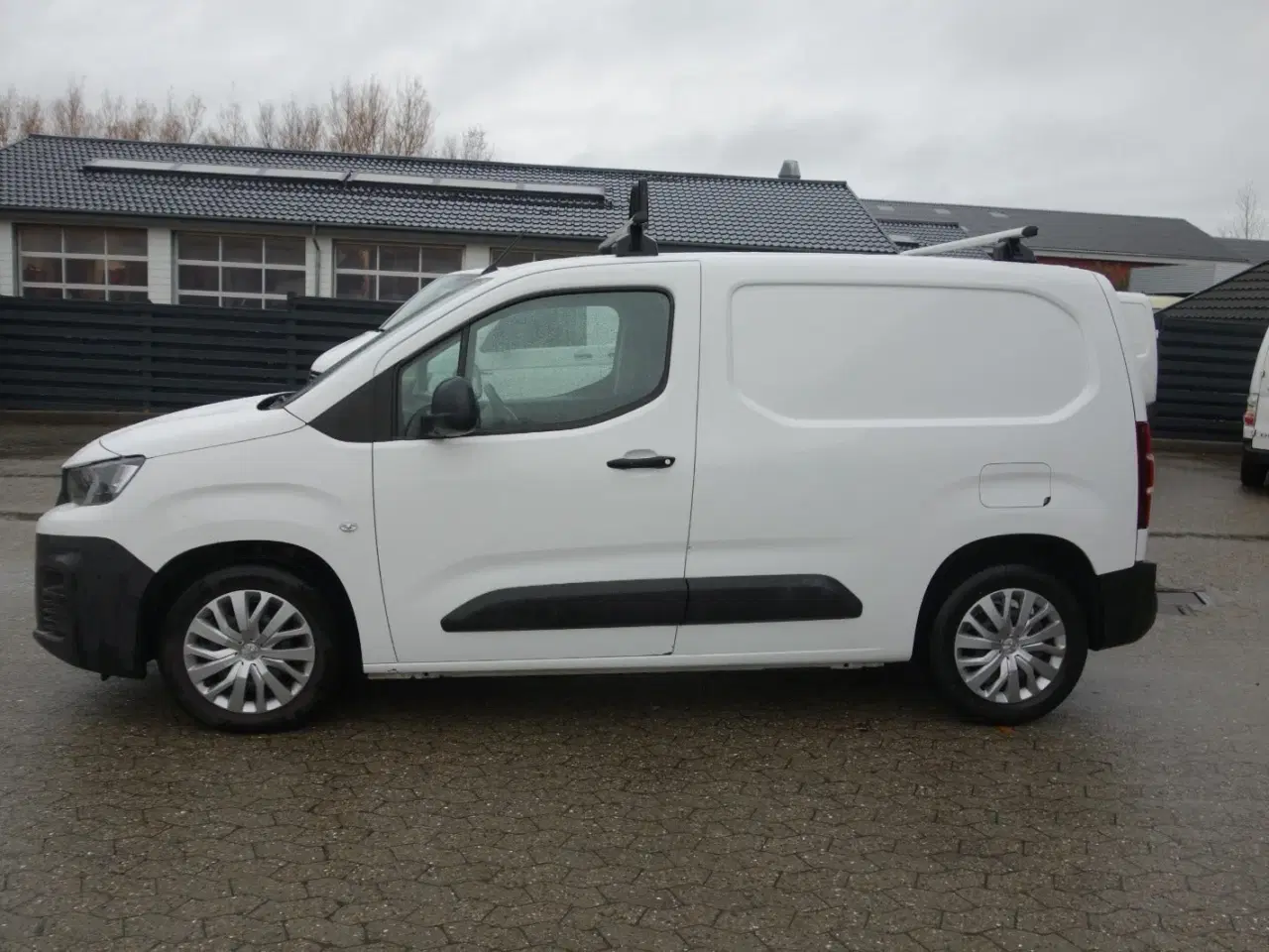 Billede 3 - Peugeot Partner 1,5 BlueHDi 100 L1V1 Plus Van