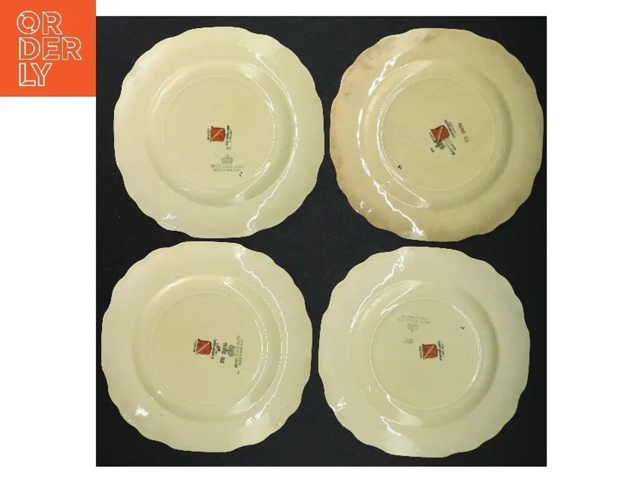 Billede 5 - Dekorative porcelænstallerkner (str. Ø. 17 cm)