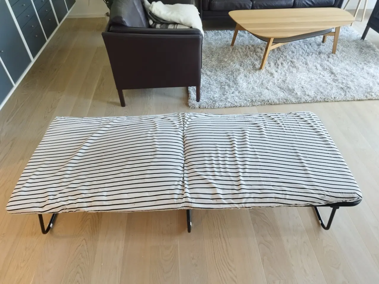 Billede 1 - Gæsteseng 200x80 cm