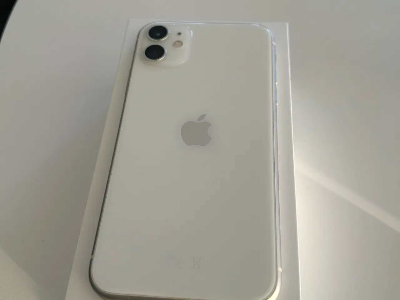 Billede 1 - iPhone 11 Hvid 