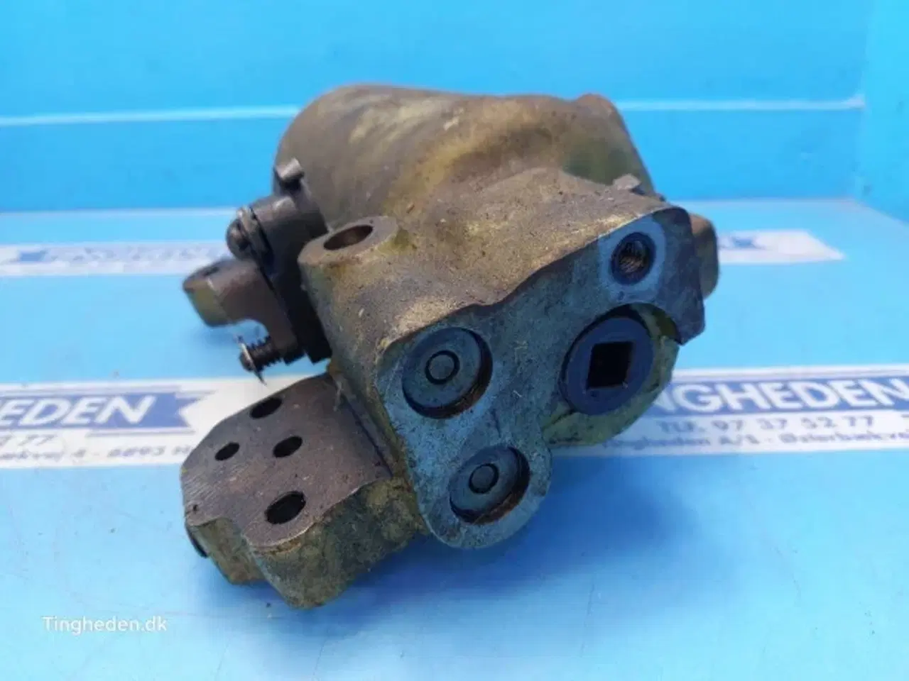 Billede 12 - John Deere 2040 Liftcylinder AL64833