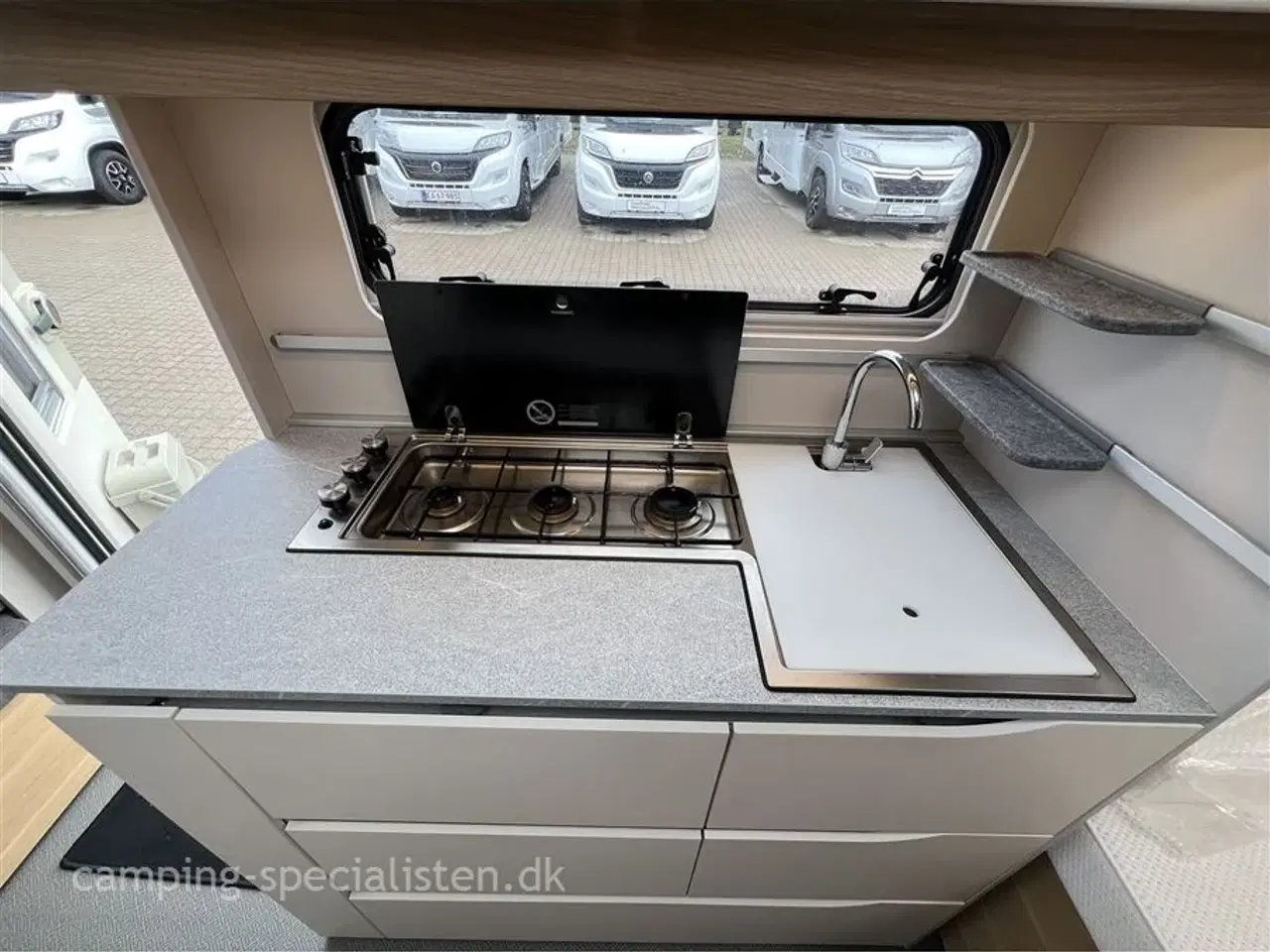 Billede 9 - 2021 - Adria Adora 542 UL   2021 Adria Adora 542 UL - Se den senere hos Camping-Specialisten.dk