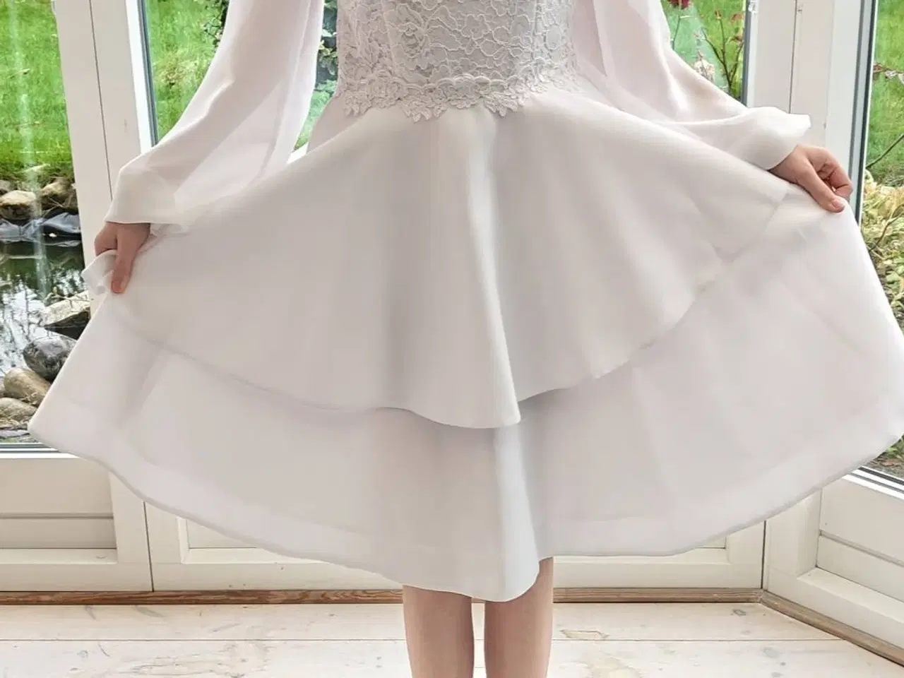 Billede 11 - Skræddersyet konfirmationskjole str 34 (XS/S)