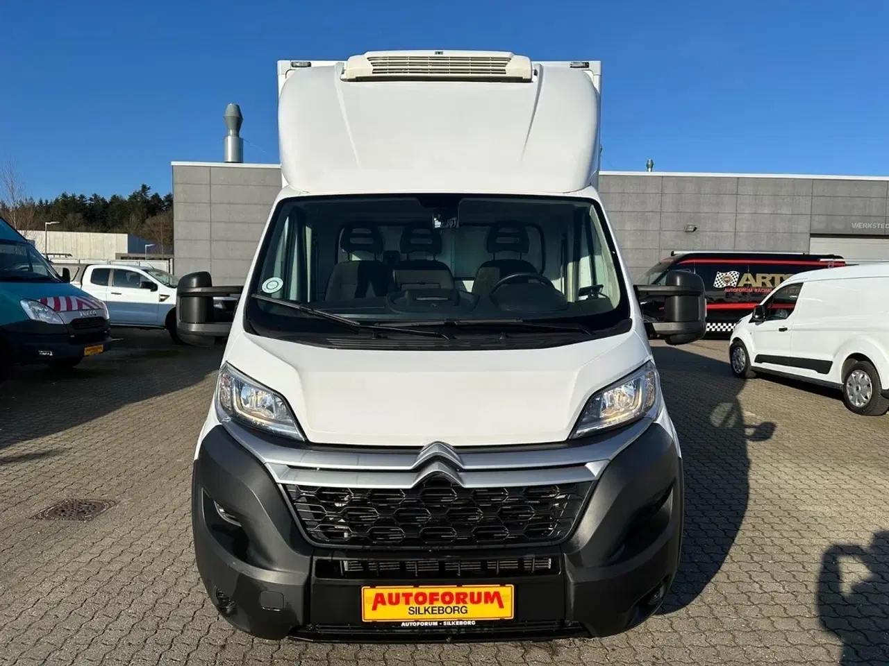 Billede 2 - Citroën Jumper 35+ 2,2 BlueHDi 165 Alukasse m/køl/lift L3