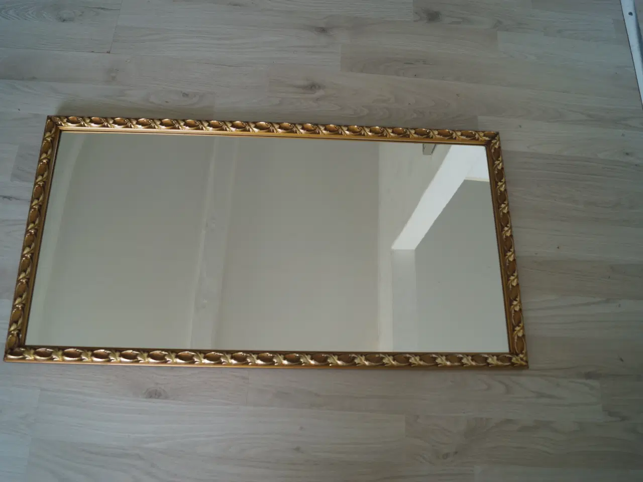Billede 3 - spejl i guld ramme